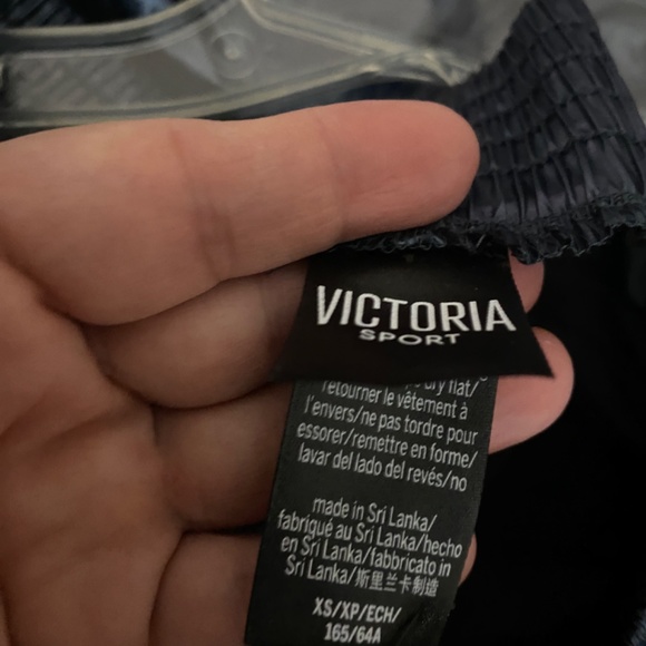 VICTORIA SECRET SPORTS NAVY BLUE PUFFY PANTS - Picture 3 of 7